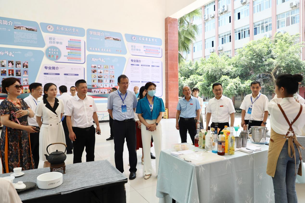 图片2.png 图片2.png