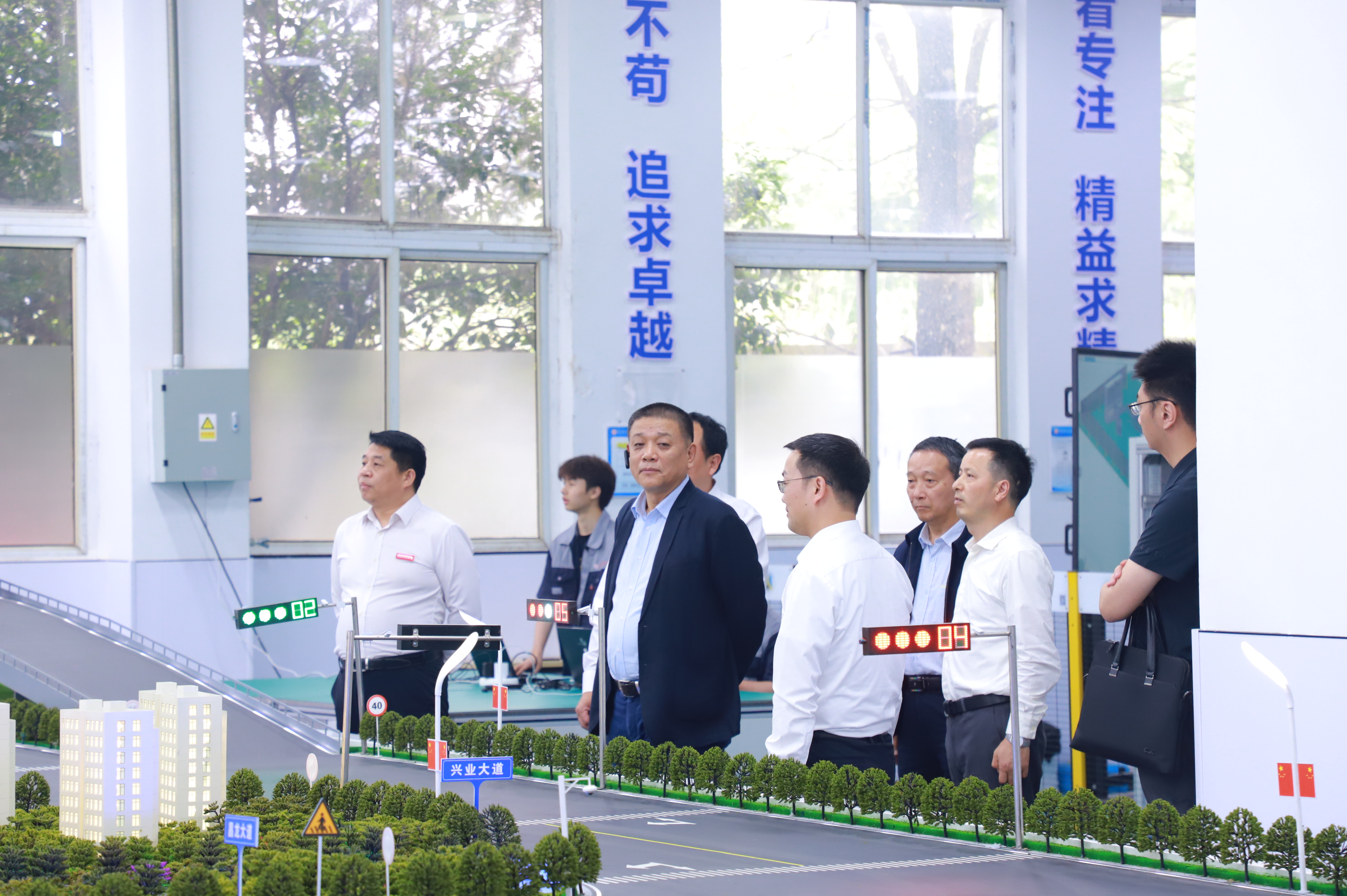 图片 2.png 图片 2.png